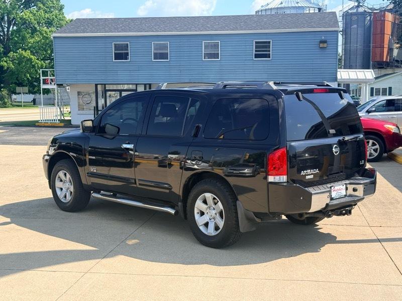 Nissan Armada LE 4WD 2006