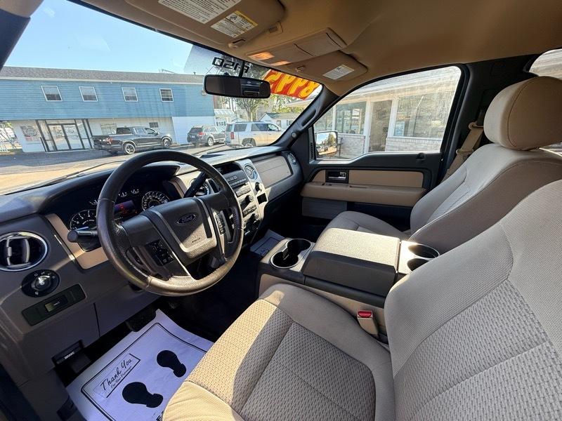 Ford F-150 XL 2WD 6.5 ft. 2012