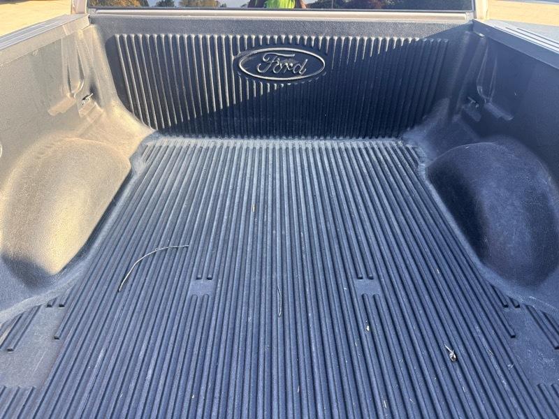 Ford F-150 XL 2WD 6.5 ft. 2012