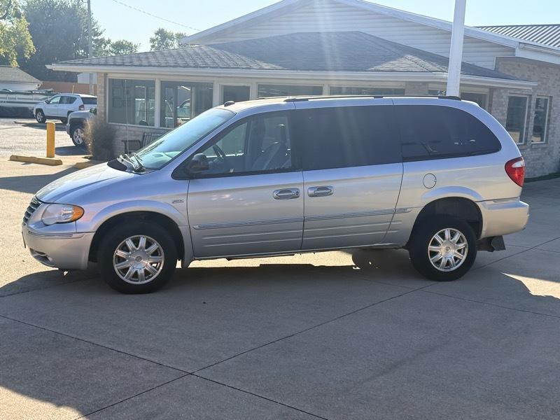 Chrysler Town & Country Touring 2005