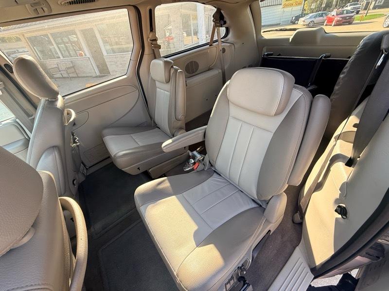 Chrysler Town & Country Touring 2005