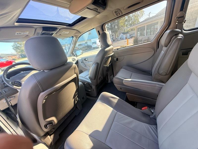 Chrysler Town & Country Touring 2005