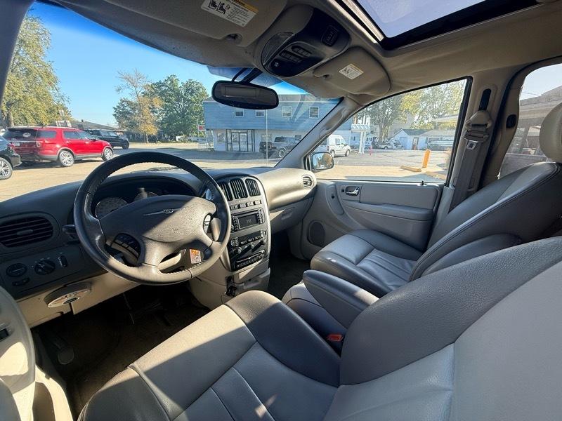 Chrysler Town & Country Touring 2005
