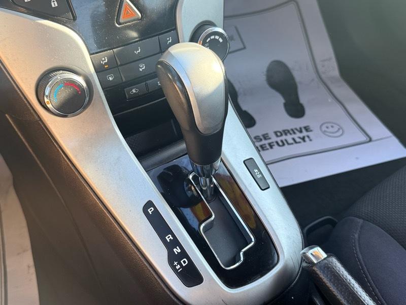 Chevrolet Cruze 1LT 2012