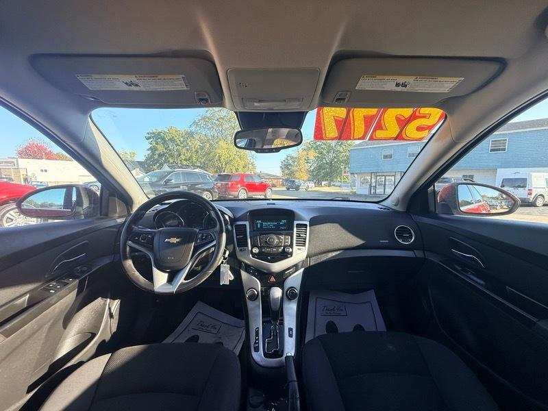 Chevrolet Cruze 1LT 2012