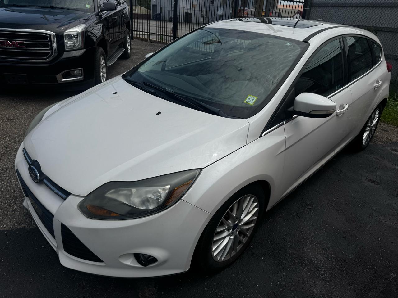 Ford Focus Titanium Hatch 2013