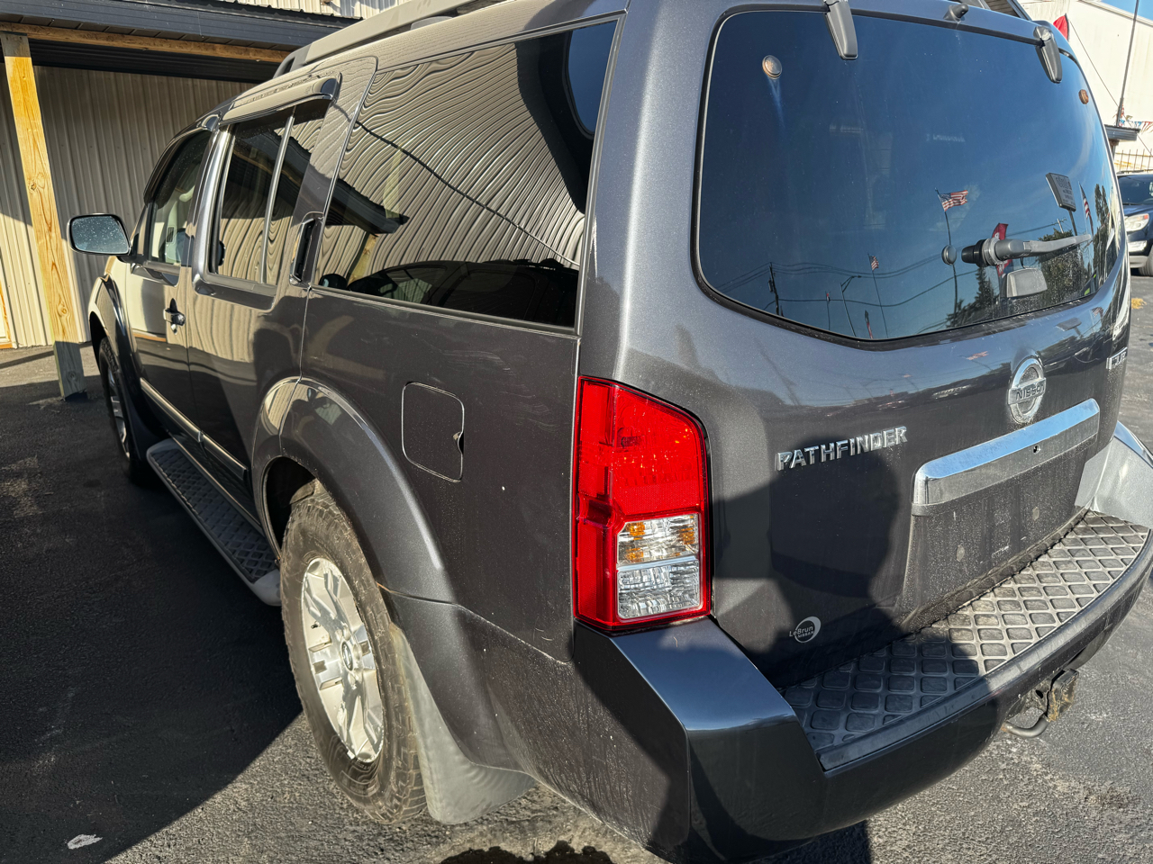 Nissan Pathfinder LE 4WD 2012 Nissan Pathfinder LE 4WD 2012