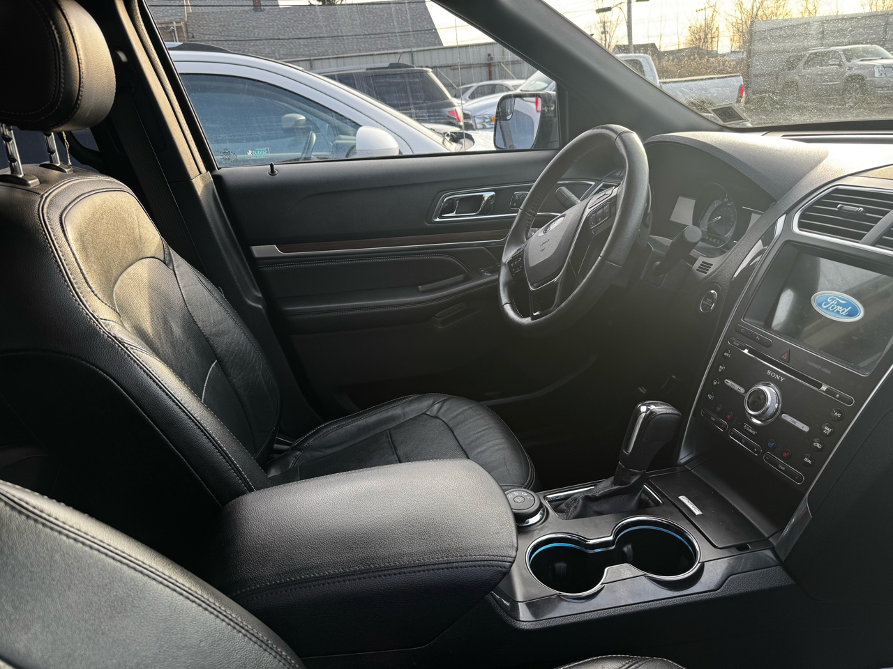 Ford Explorer Limited 4WD 2017