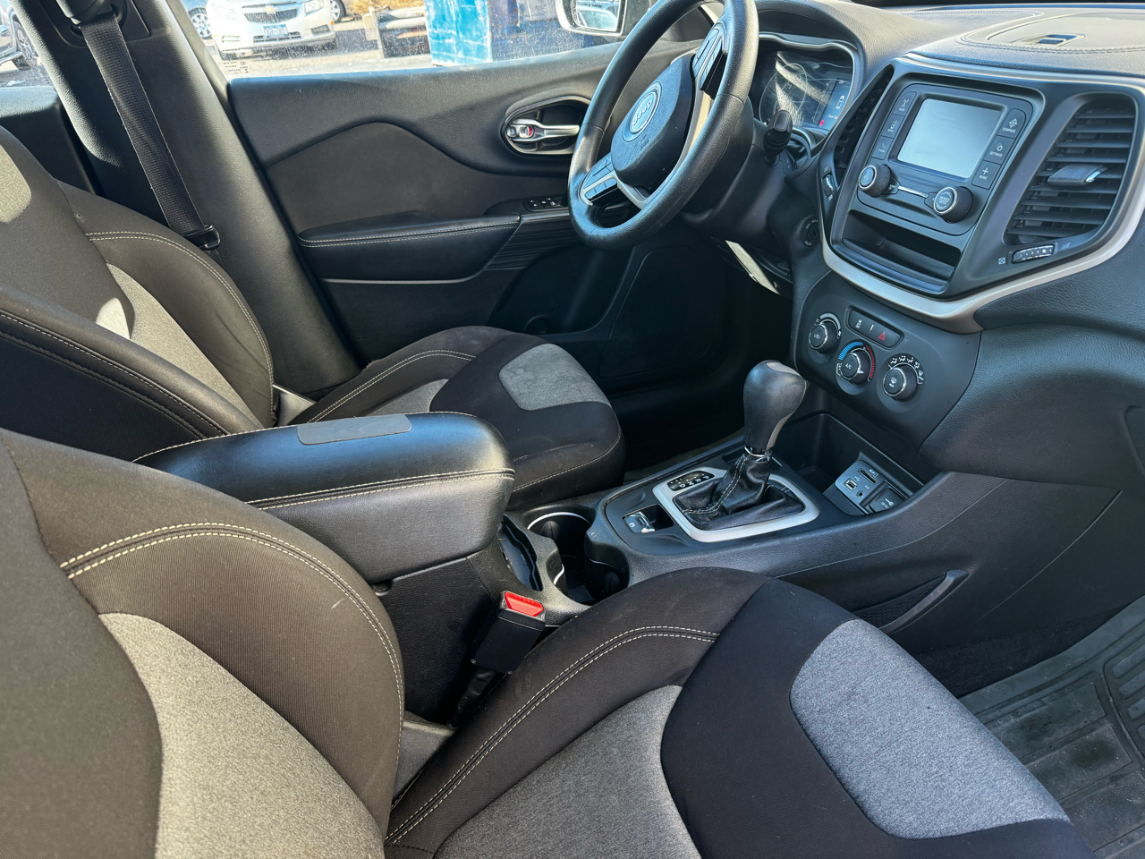 Jeep Cherokee Sport FWD 2015