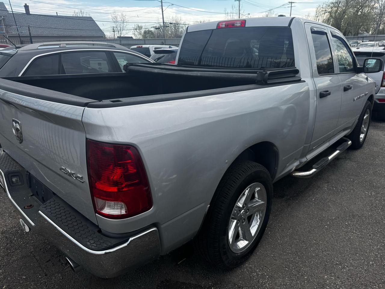 RAM 1500 4WD Quad Cab 140.5" Express 2012