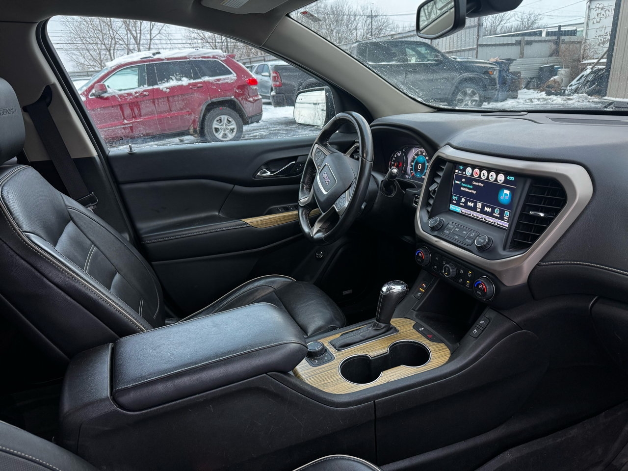 GMC Acadia Denali AWD 2018