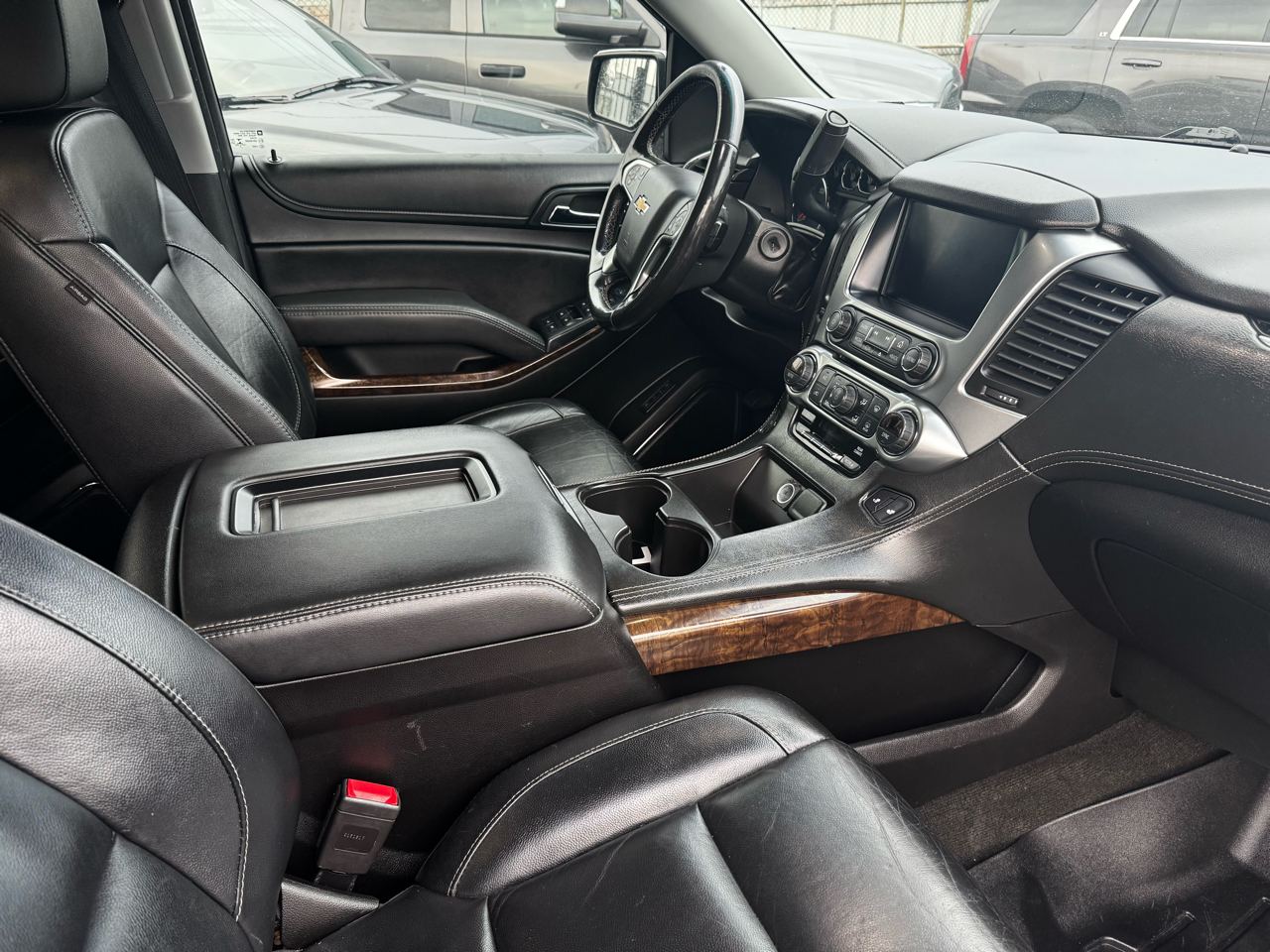 Chevrolet Suburban LT 4WD 2018