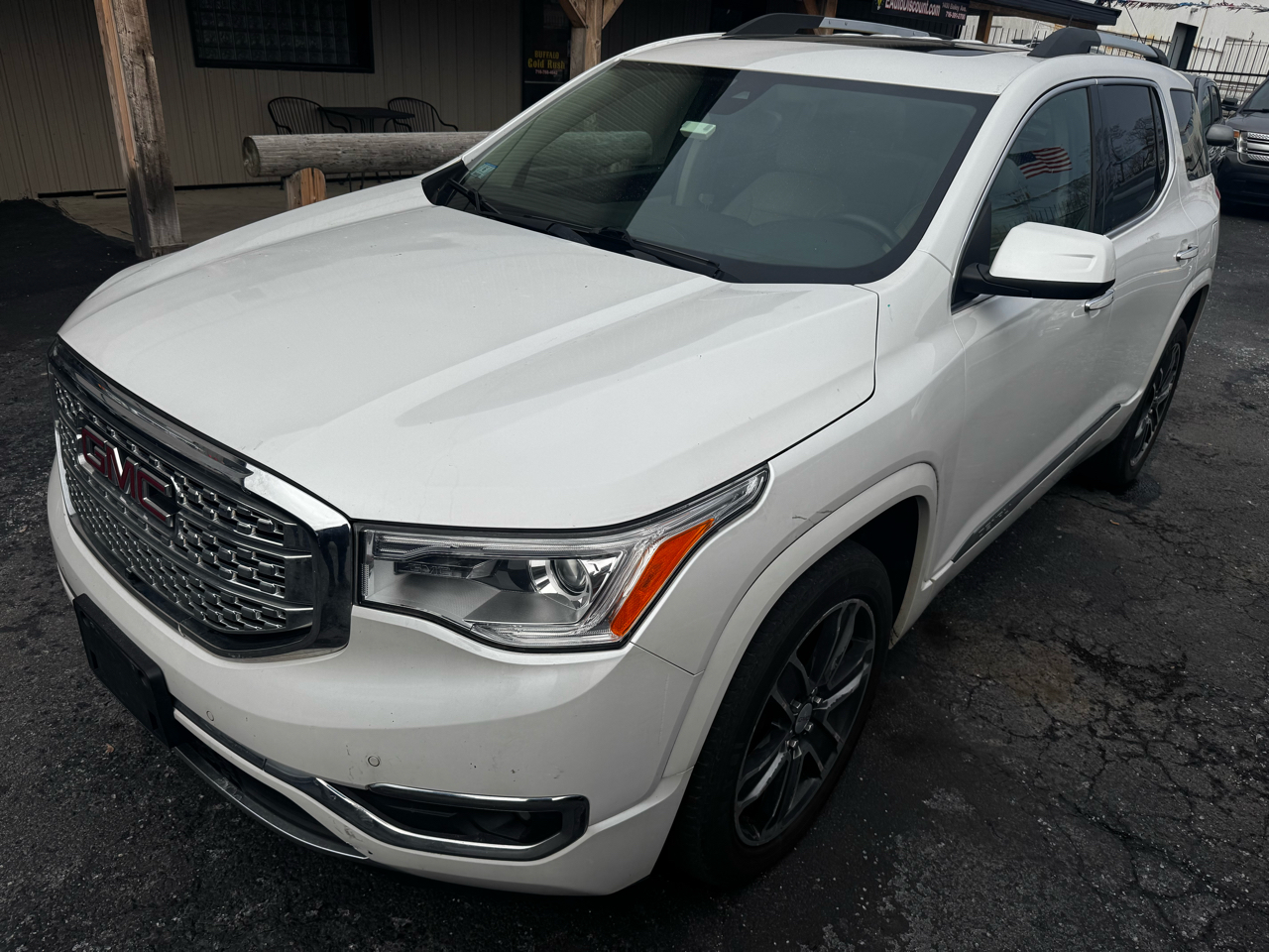 GMC Acadia Denali AWD 2017