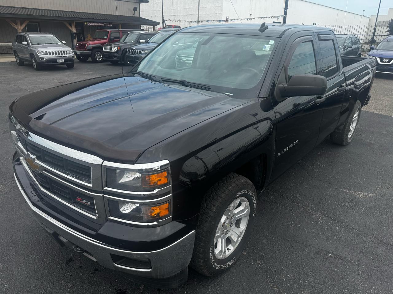 Chevrolet Silverado 1500 4WD Double Cab 143.5" LT w/2LT 2014