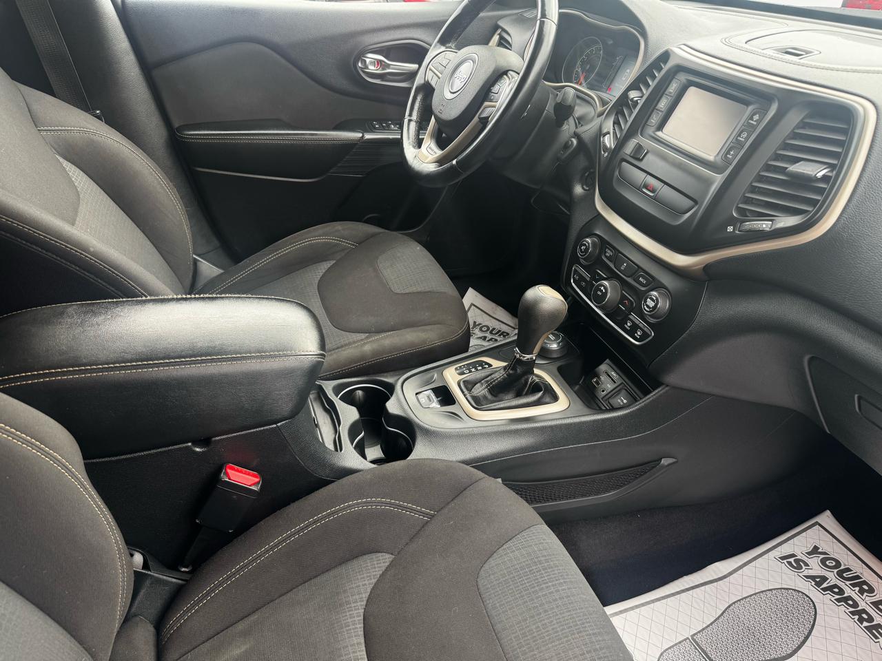 Jeep Cherokee 4WD 4dr Latitude 2016