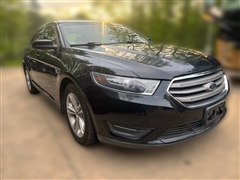 2015 Ford Taurus 