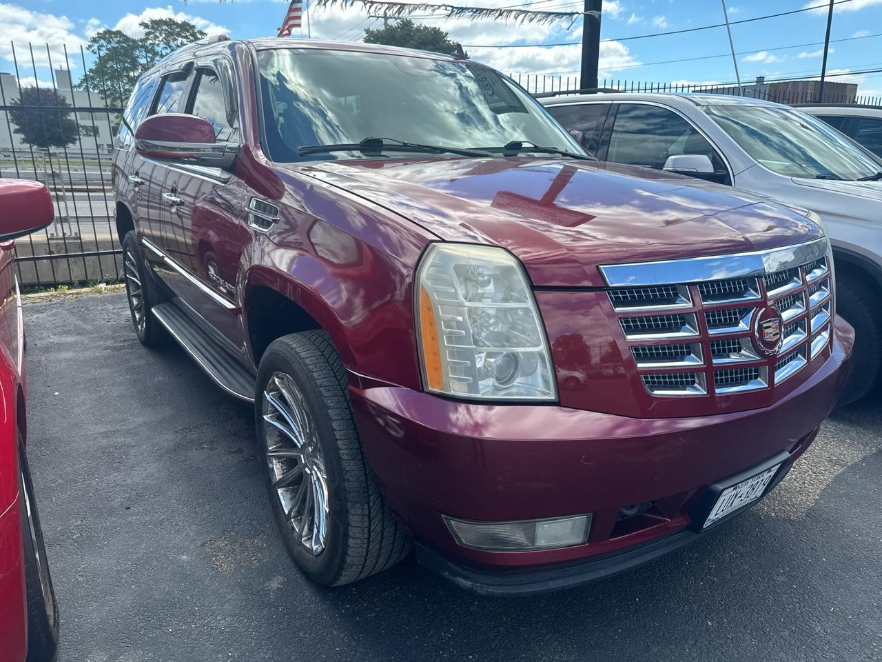 Cadillac Escalade AWD 4dr Base 2010