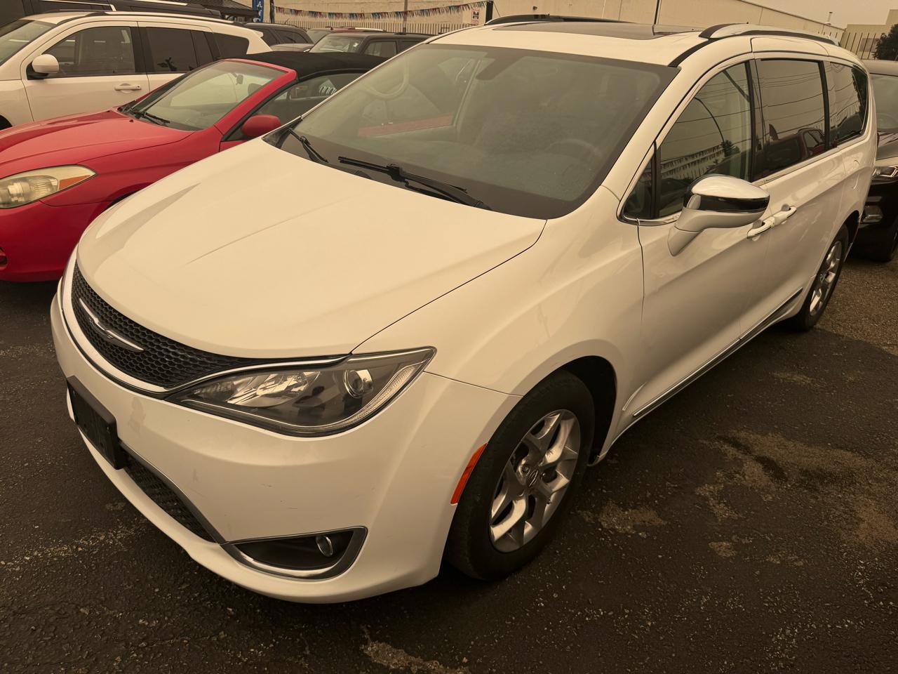 Chrysler Pacifica Limited FWD 2018