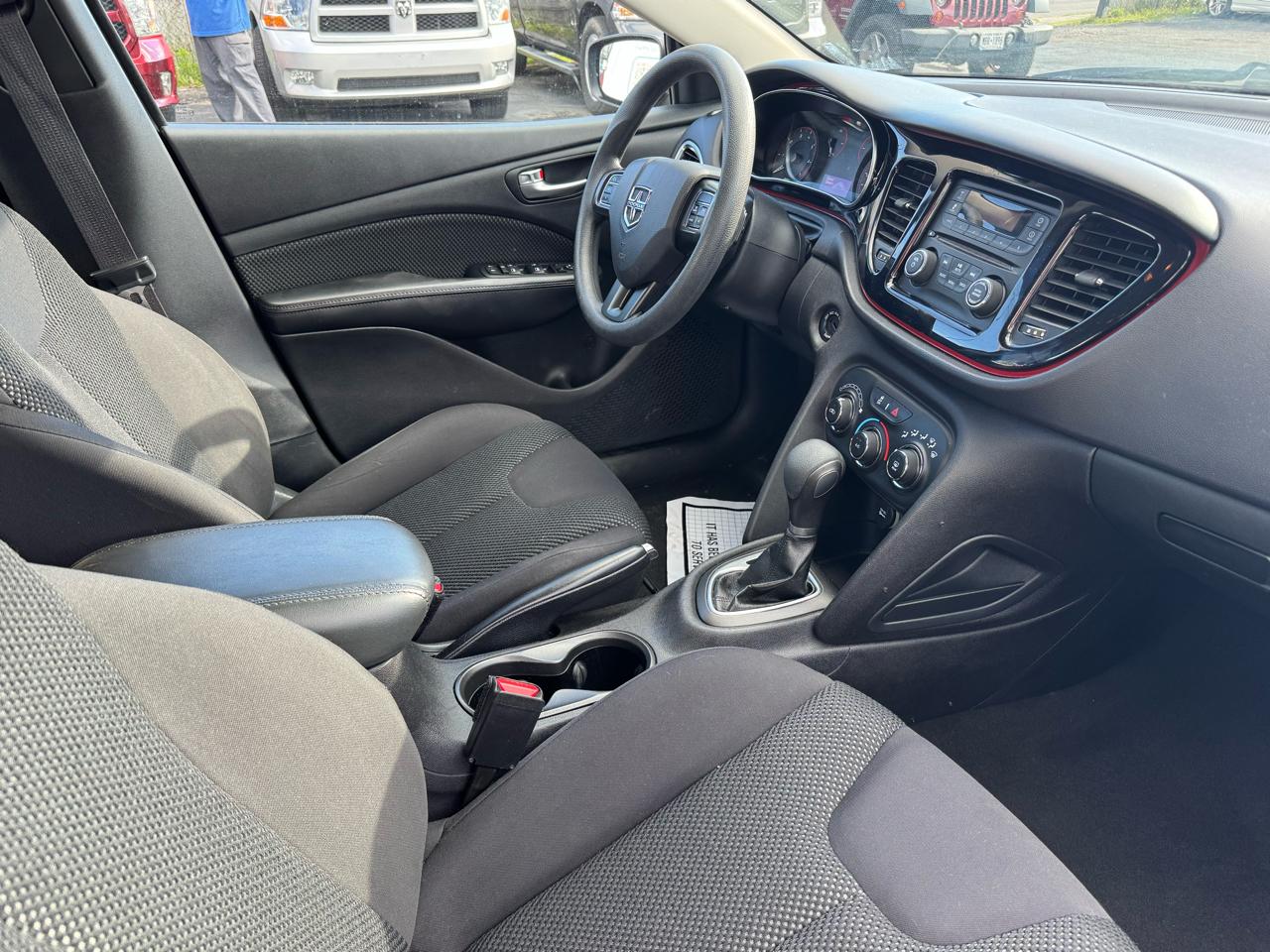 Dodge Dart 4dr Sdn SE 2014