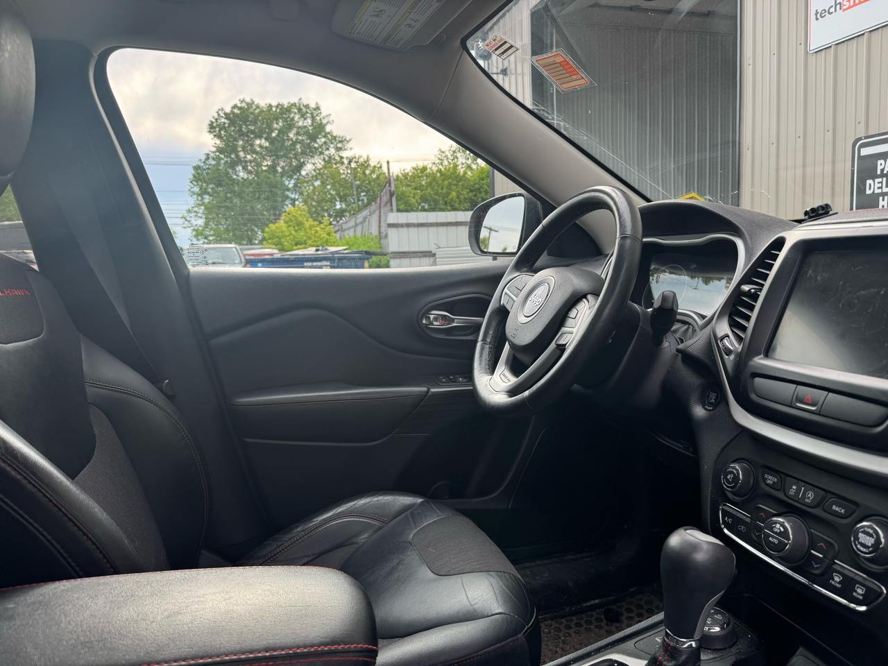 Jeep Cherokee 4WD 4dr Trailhawk 2015