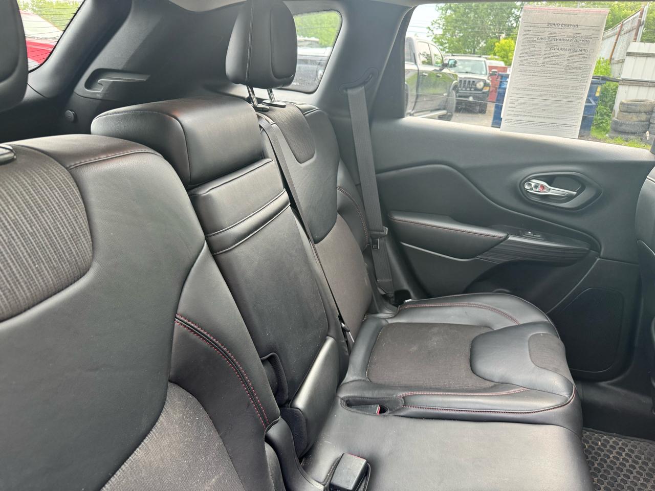 Jeep Cherokee 4WD 4dr Trailhawk 2015