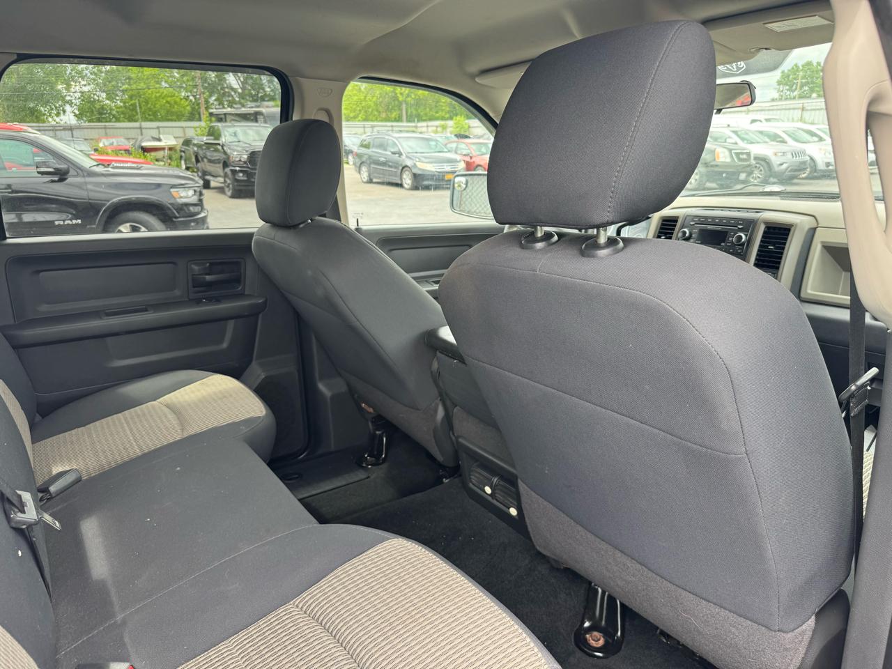 RAM 2500 4WD Crew Cab 149" ST 2012