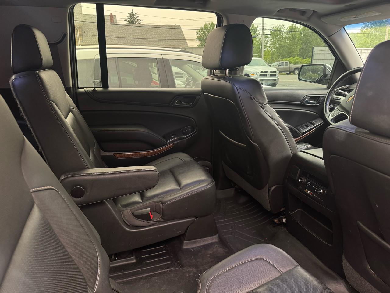 Chevrolet Suburban 4WD 4dr 1500 LTZ 2016