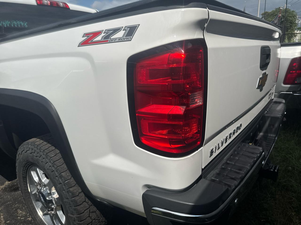 Chevrolet Silverado 2500HD 4WD Crew Cab 153.7" LT 2015