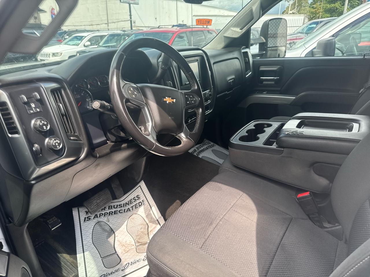 Chevrolet Silverado 2500HD 4WD Crew Cab 153.7" LT 2015