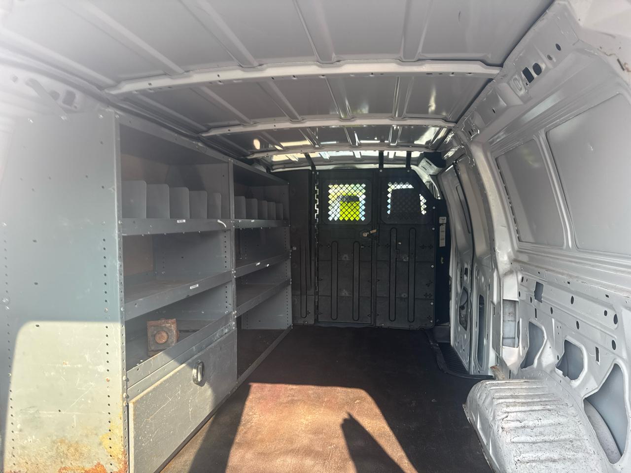 Ford Econoline Cargo Van E-250 Ext Recreational 2013
