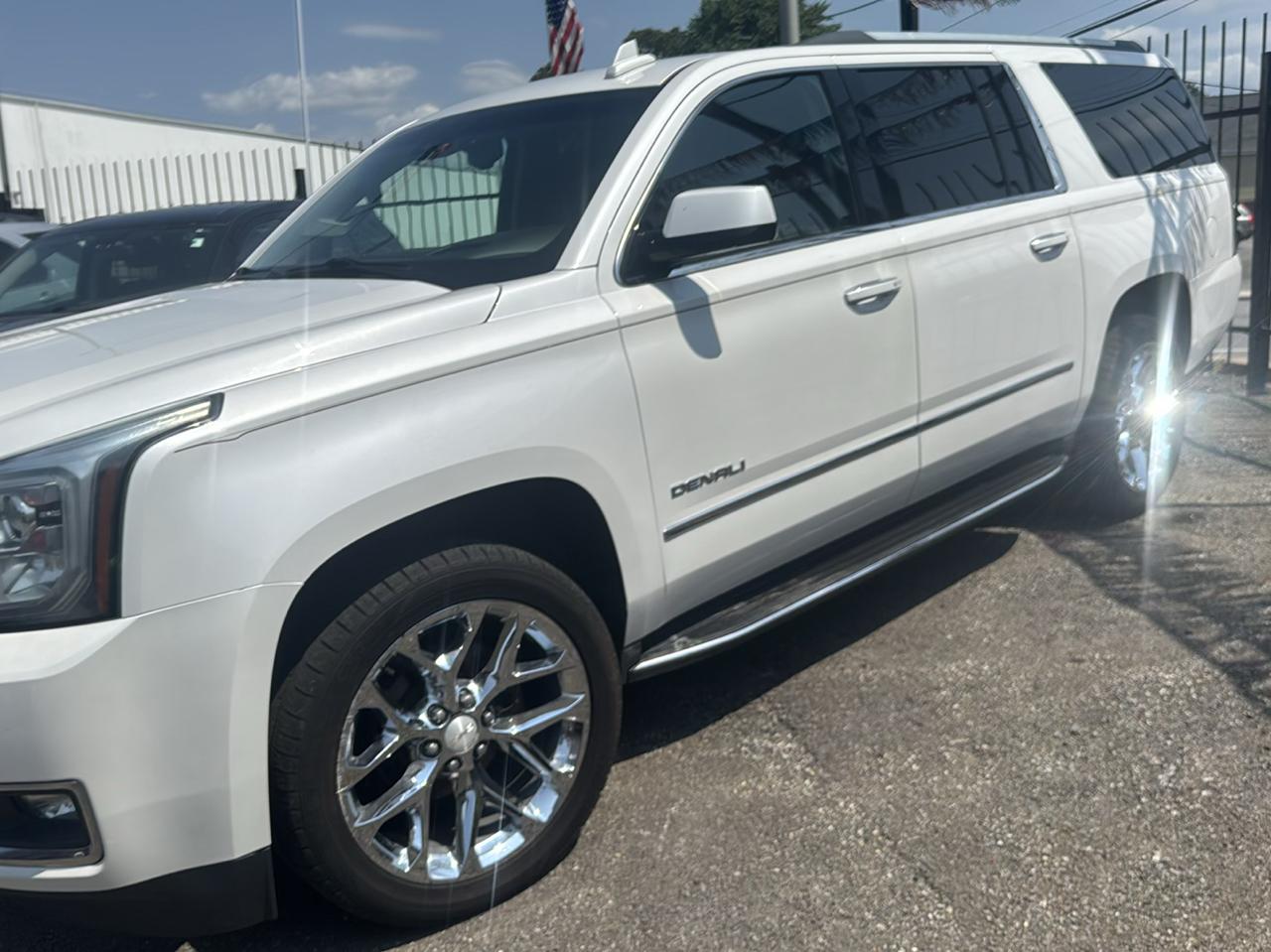 GMC Yukon XL 4WD 4dr Denali 2018