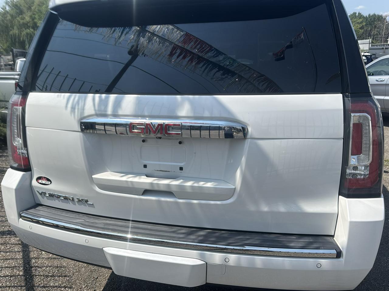 GMC Yukon XL 4WD 4dr Denali 2018