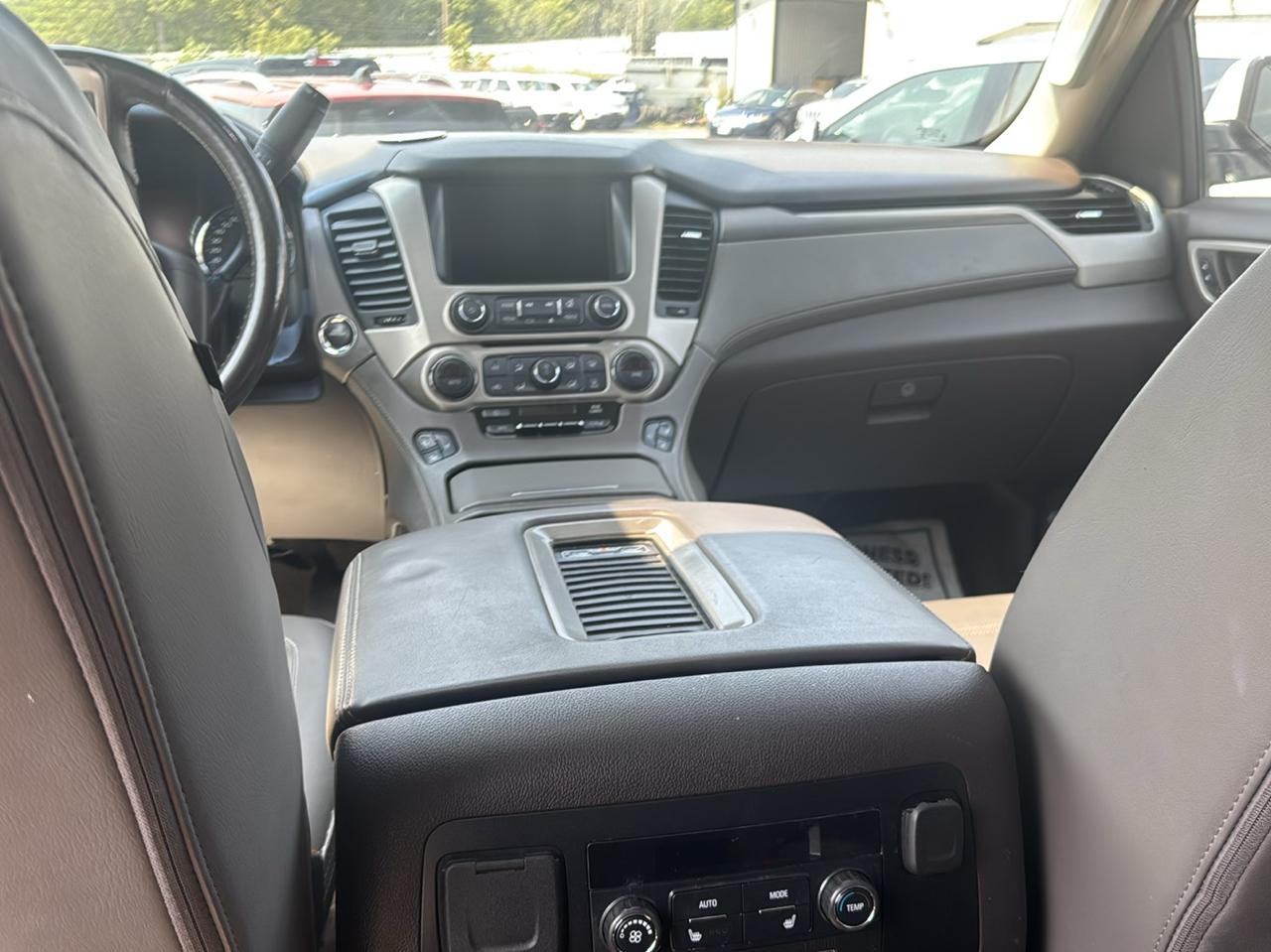 GMC Yukon XL 4WD 4dr Denali 2018