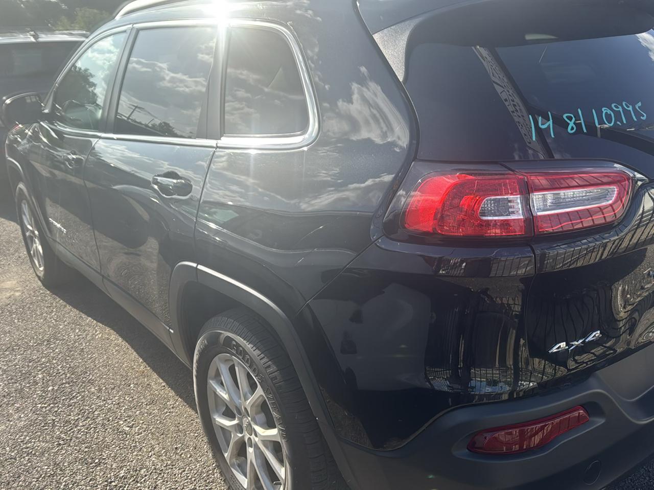 Jeep Cherokee 4WD 4dr Latitude 2014