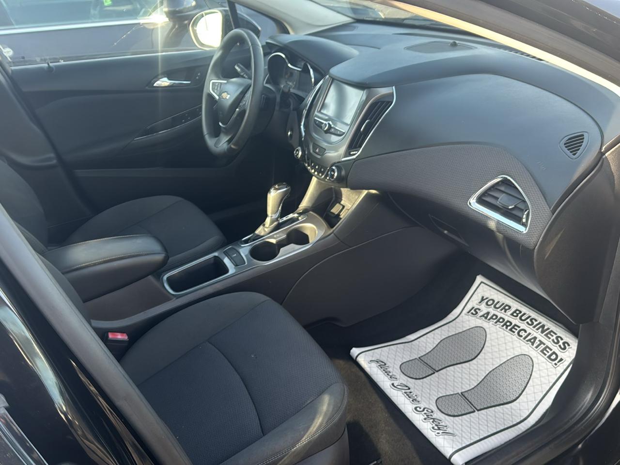 Chevrolet Cruze 4dr Sdn 1.4L LT w/1SD 2018