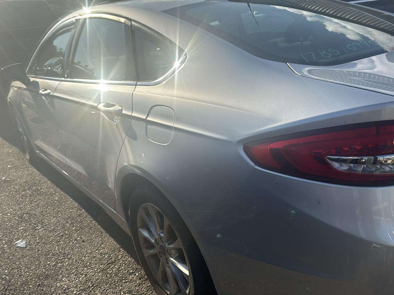 Ford Fusion SE FWD 2017