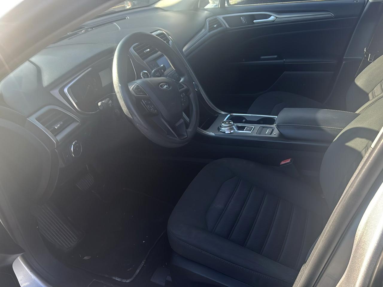 Ford Fusion SE FWD 2017