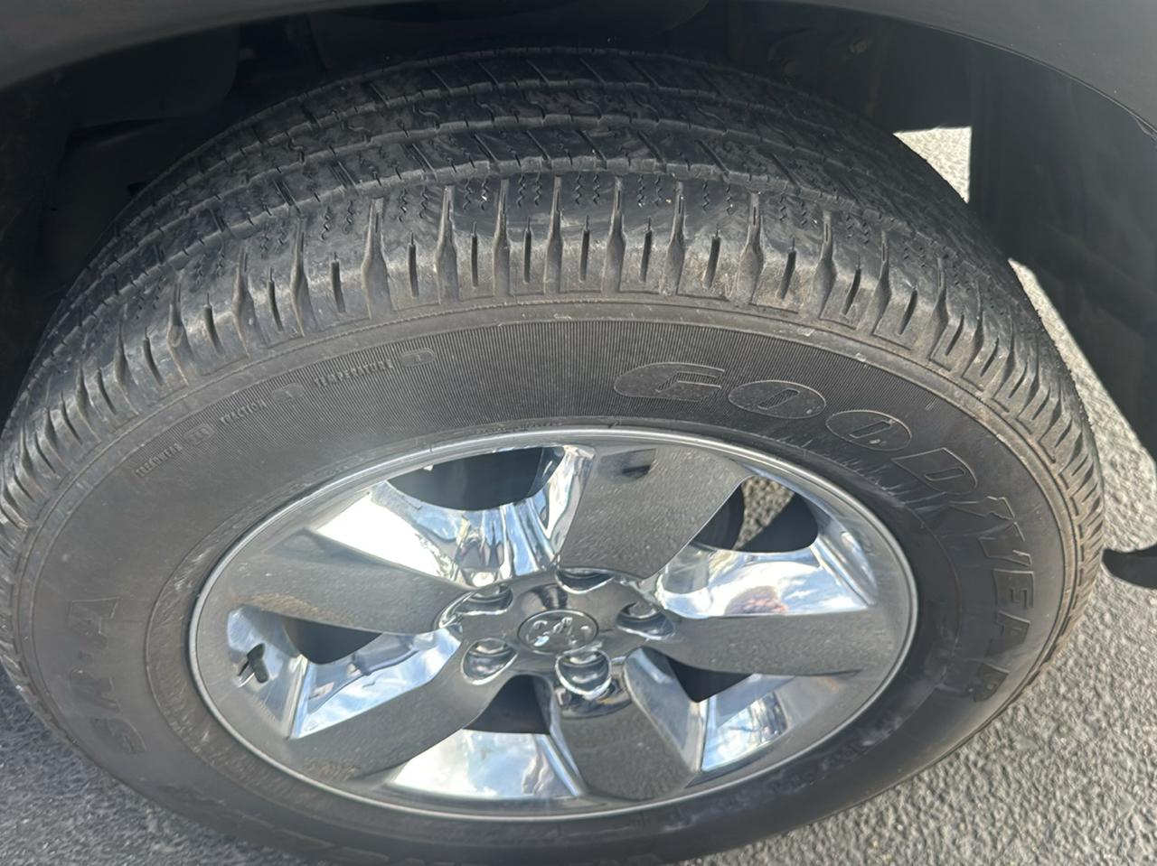 RAM 1500 Express 4x4 Quad Cab 6'4" Box 2018