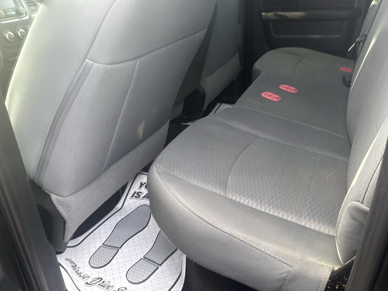 RAM 1500 Express 4x4 Quad Cab 6'4" Box 2018