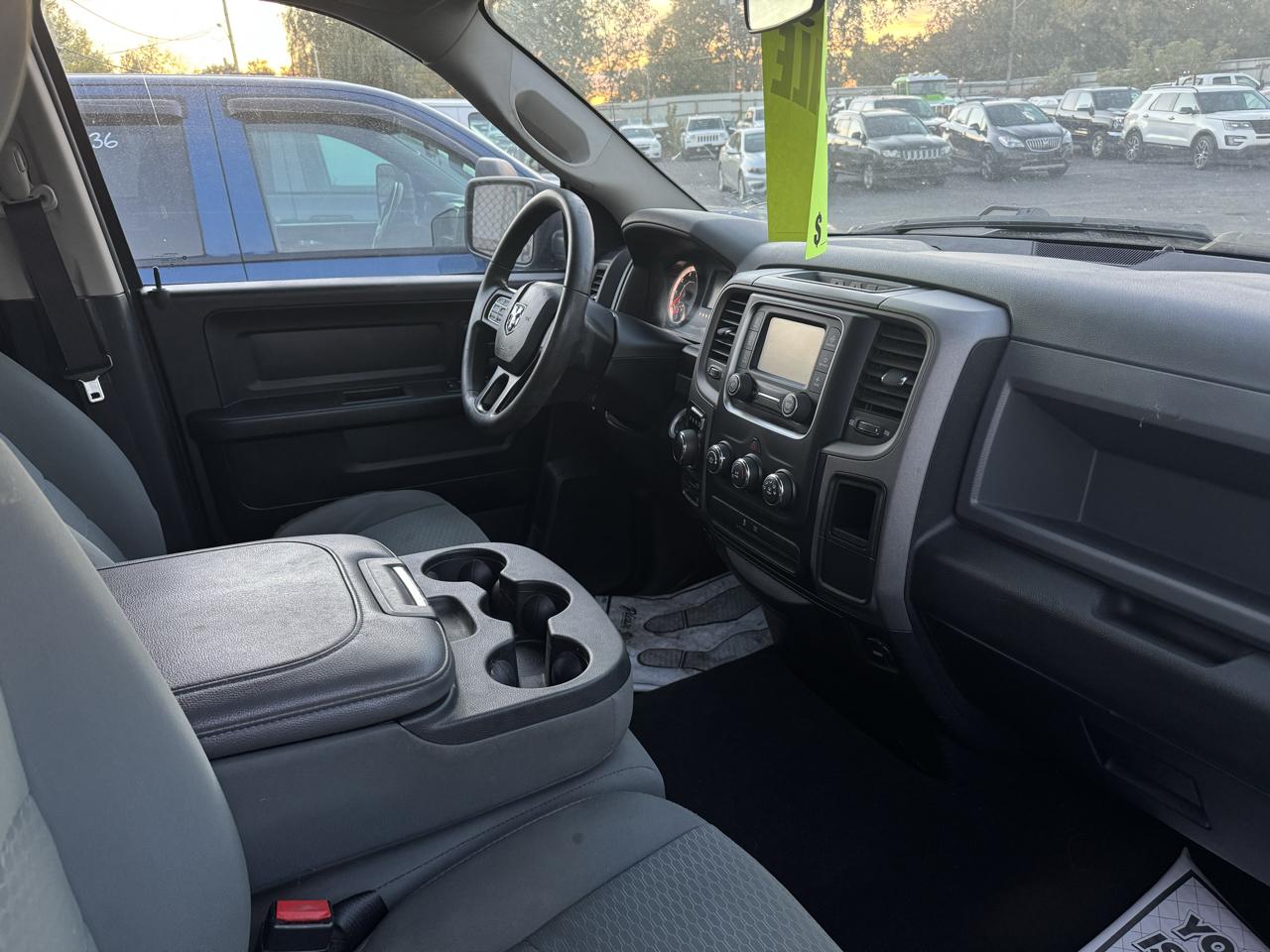 RAM 1500 Express 4x4 Quad Cab 6'4" Box 2018