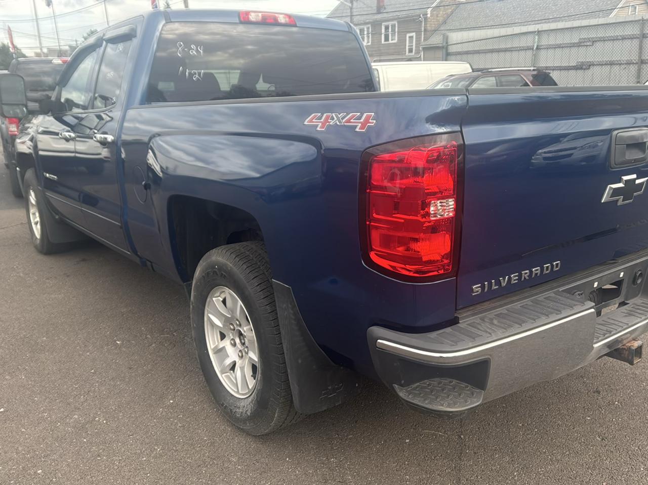 Chevrolet Silverado 1500 4WD Double Cab 143.5" LT w/1LT 2016