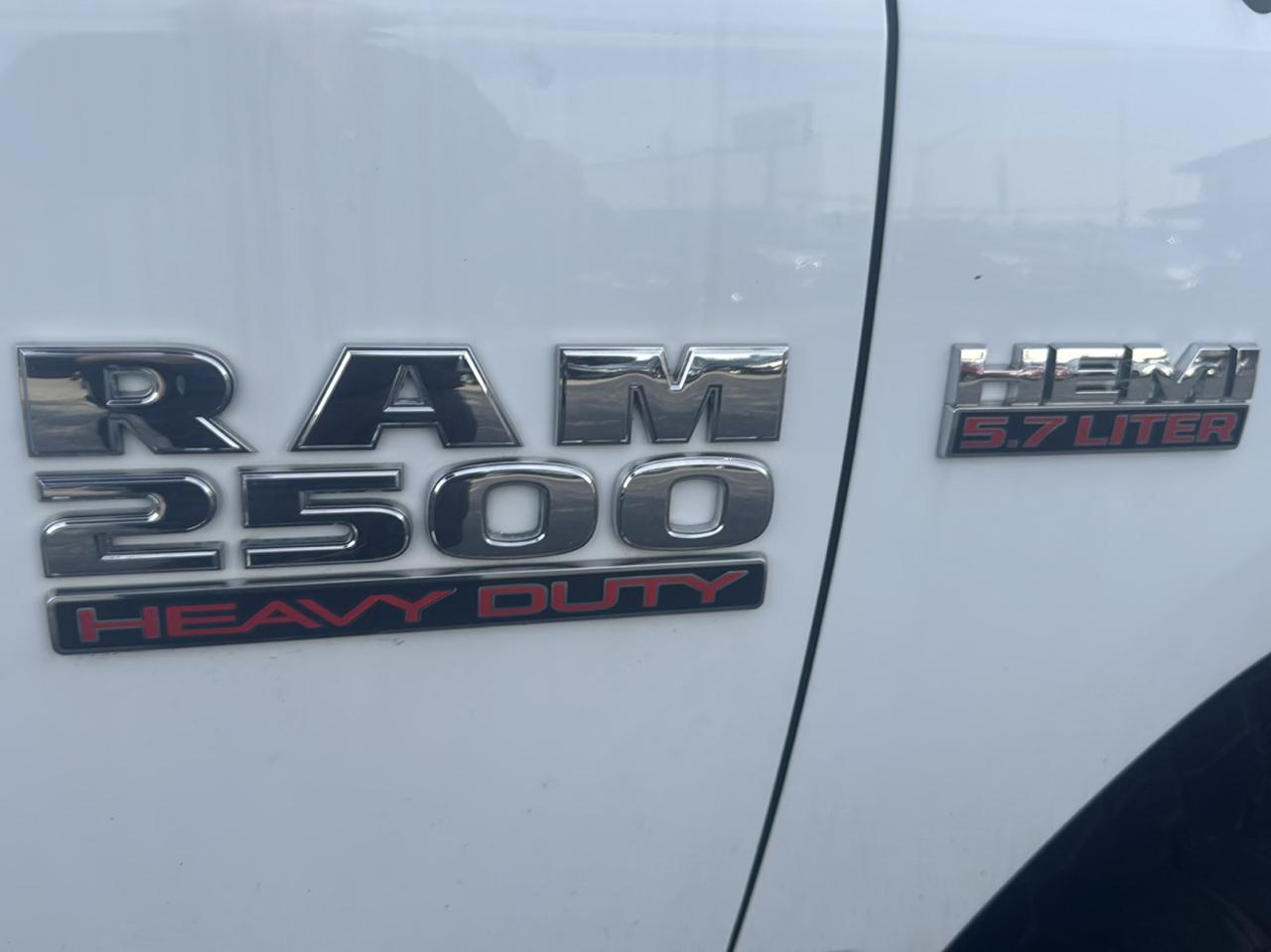 RAM 2500 4WD Crew Cab 149" Tradesman 2016