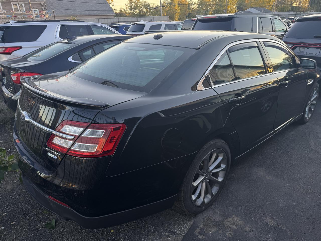 Ford Taurus Limited AWD 2017