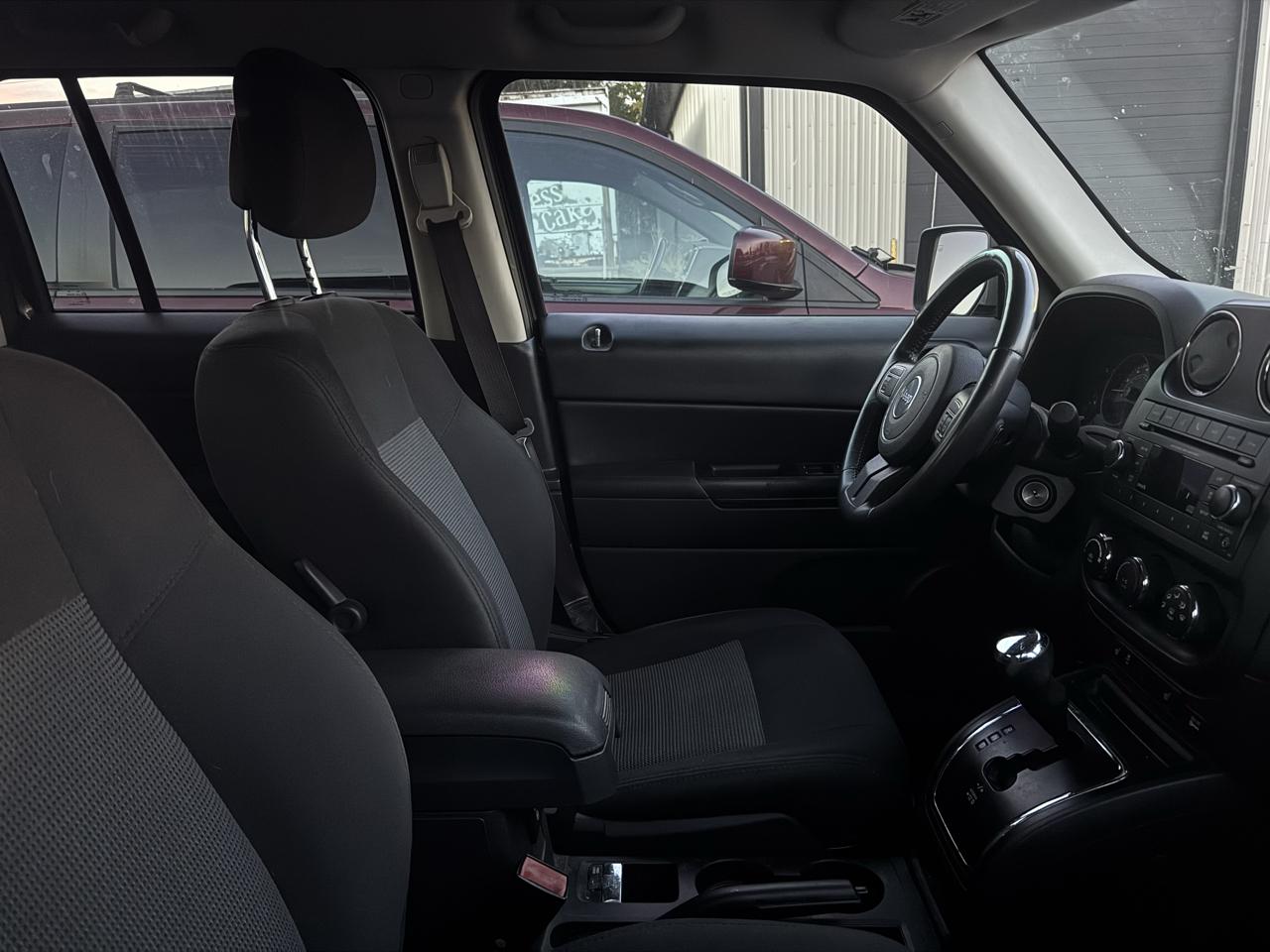 Jeep Patriot 4WD 4dr Latitude 2015