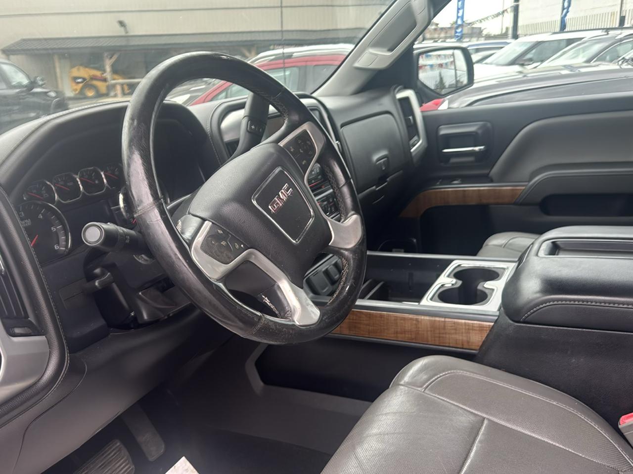GMC Sierra 1500 4WD Crew Cab 143.5" SLT 2014