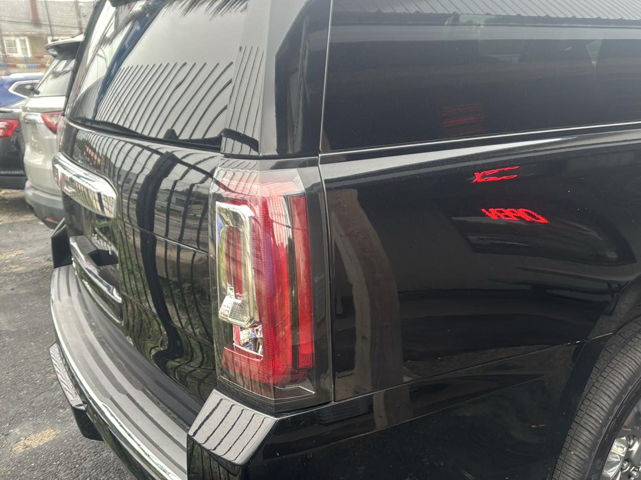 GMC Yukon XL 4WD 4dr Denali 2015