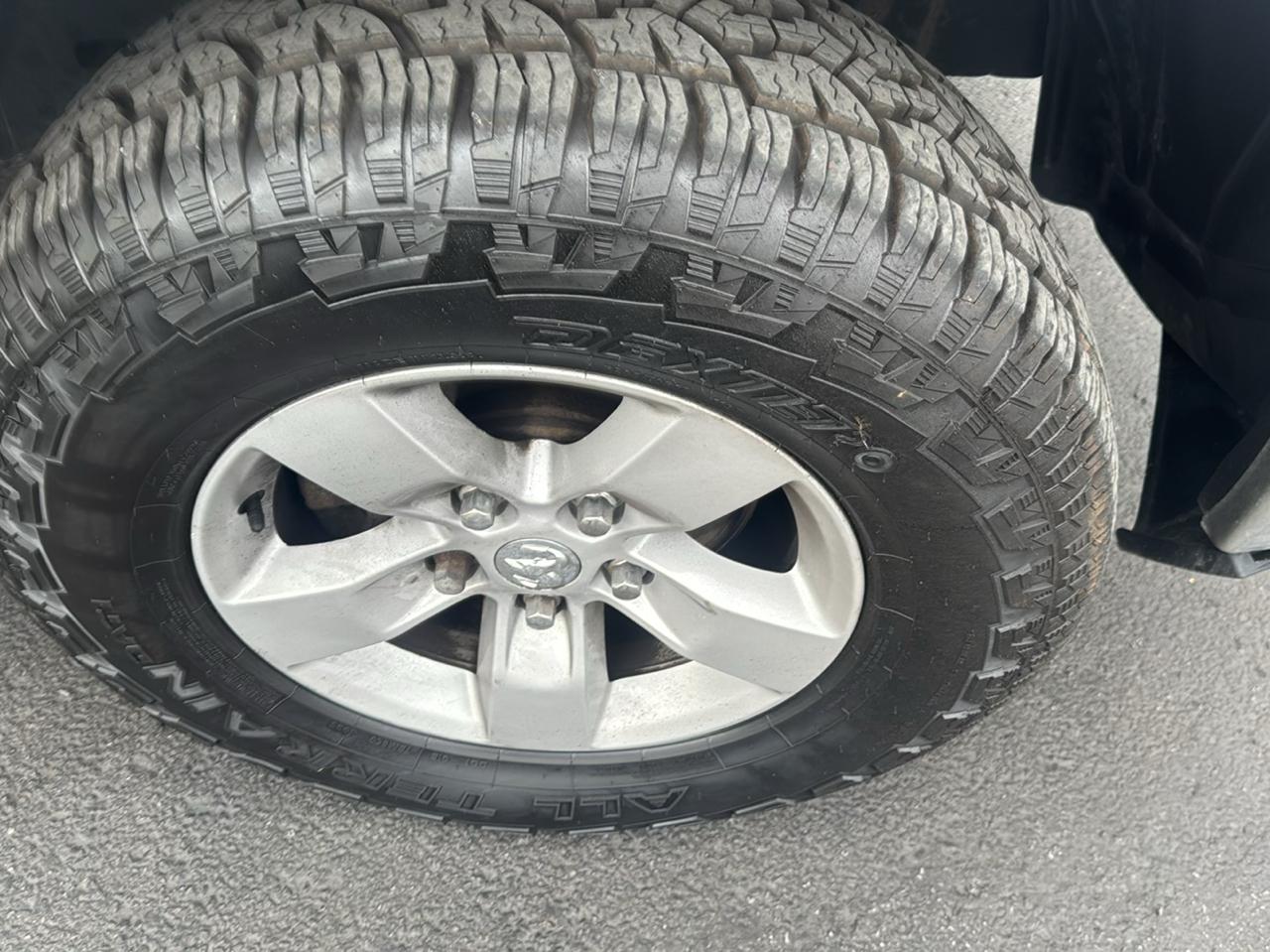 RAM 1500 Classic SLT 4x4 Crew Cab 6'4" Box 2019