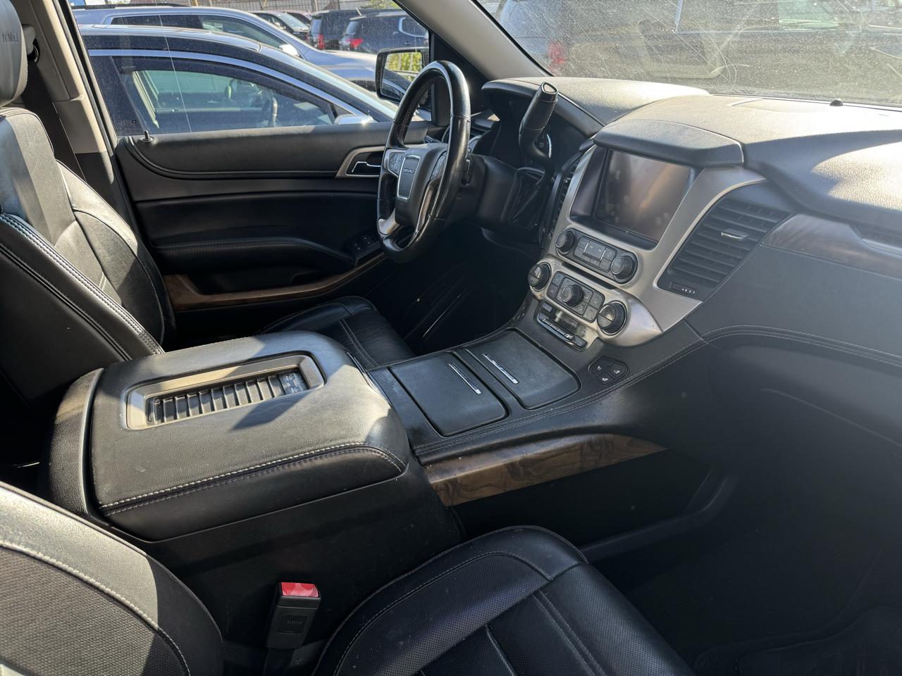 GMC Yukon 4WD 4dr Denali 2018