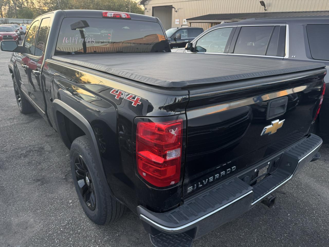 Chevrolet Silverado 1500 4WD Double Cab 143.5" LT w/1LT 2016