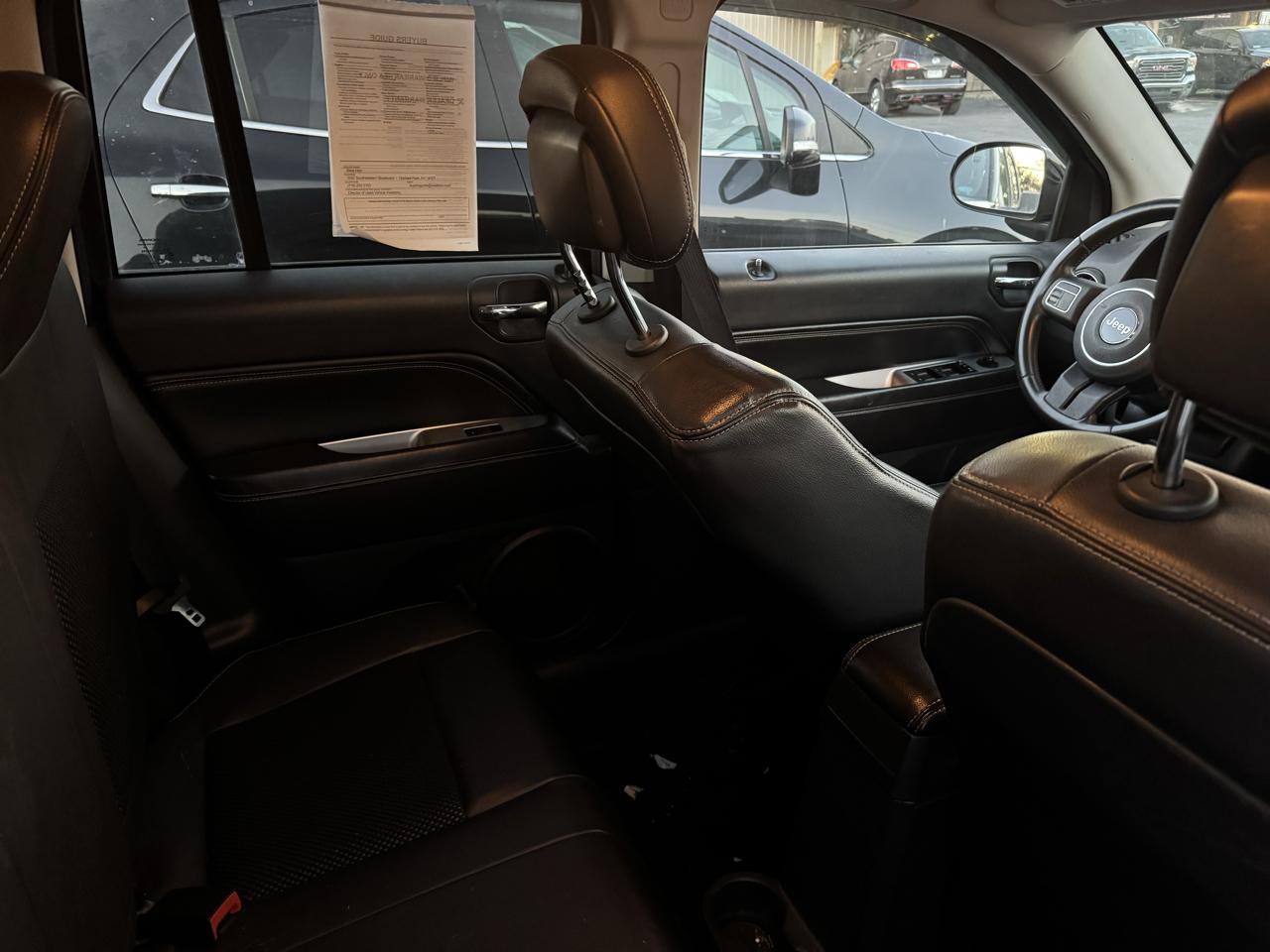 Jeep Compass photo 3